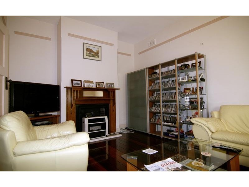 5 Almondbury Street, Bayswater WA 6053