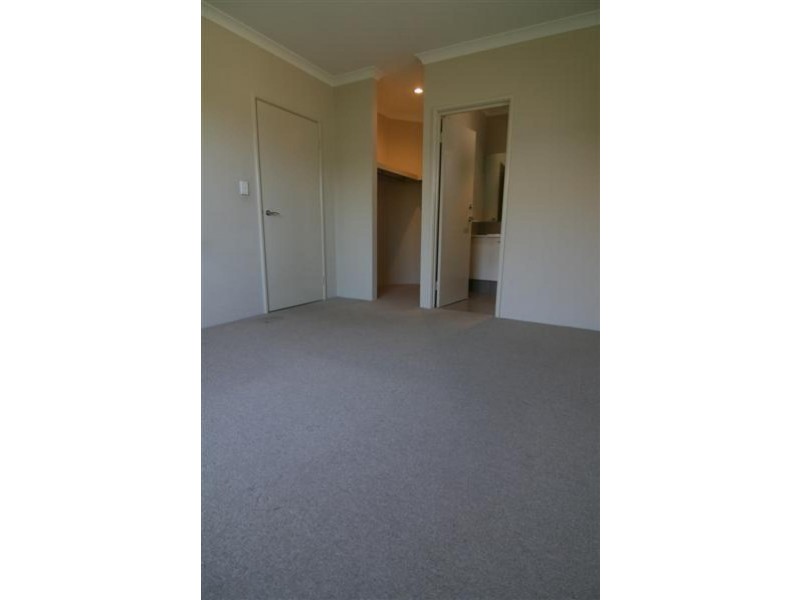 17 D Colwyn Road, Bayswater WA 6053