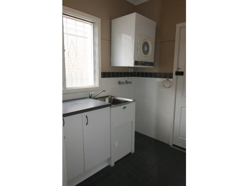 4 Beechboro Road South, Bayswater WA 6053