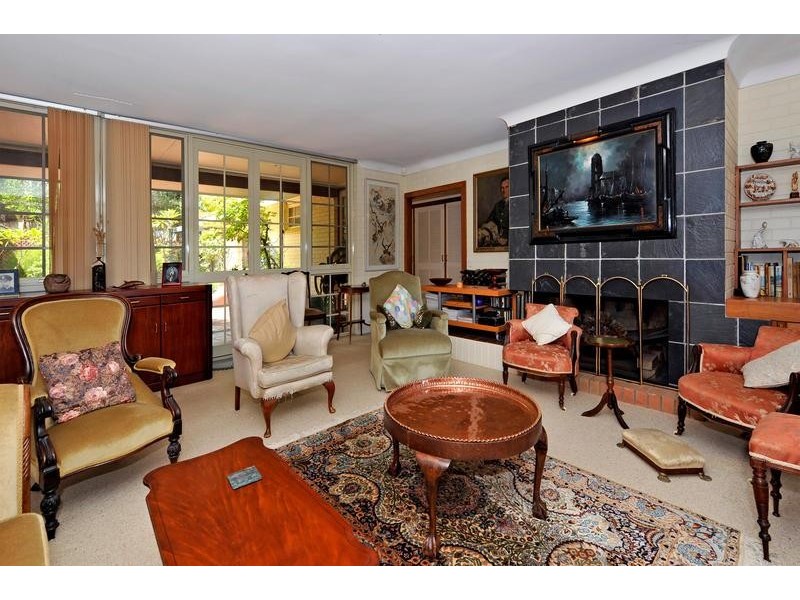 14 Brie Brie Crescent, Kalamunda WA 6076