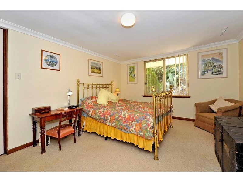 14 Brie Brie Crescent, Kalamunda WA 6076