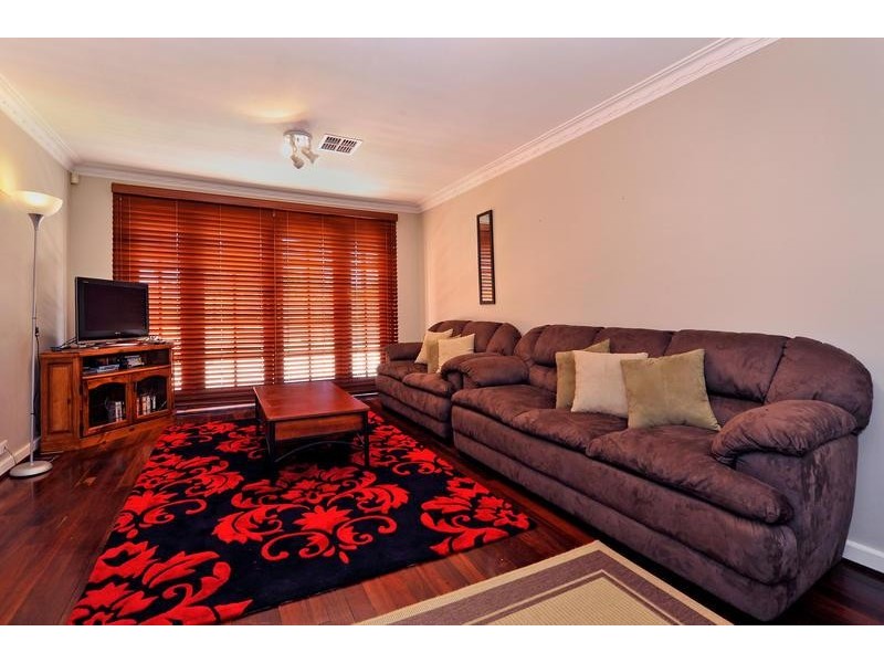 32 B Donald Square, Bayswater WA 6053