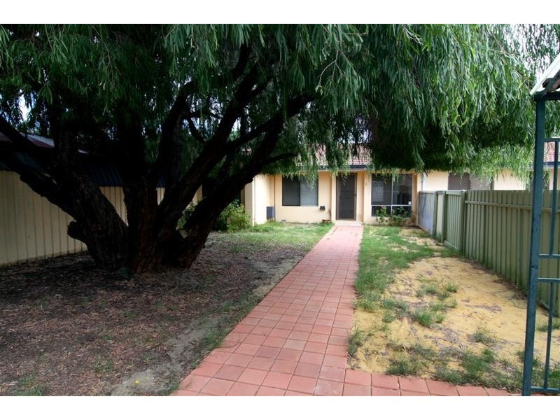 2/94 King William Street, Bayswater WA 6053