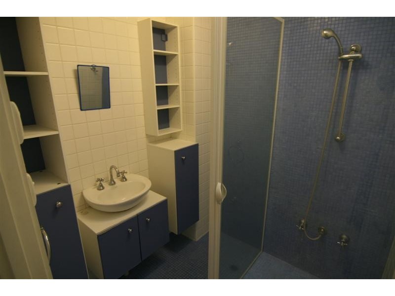 2/94 King William Street, Bayswater WA 6053