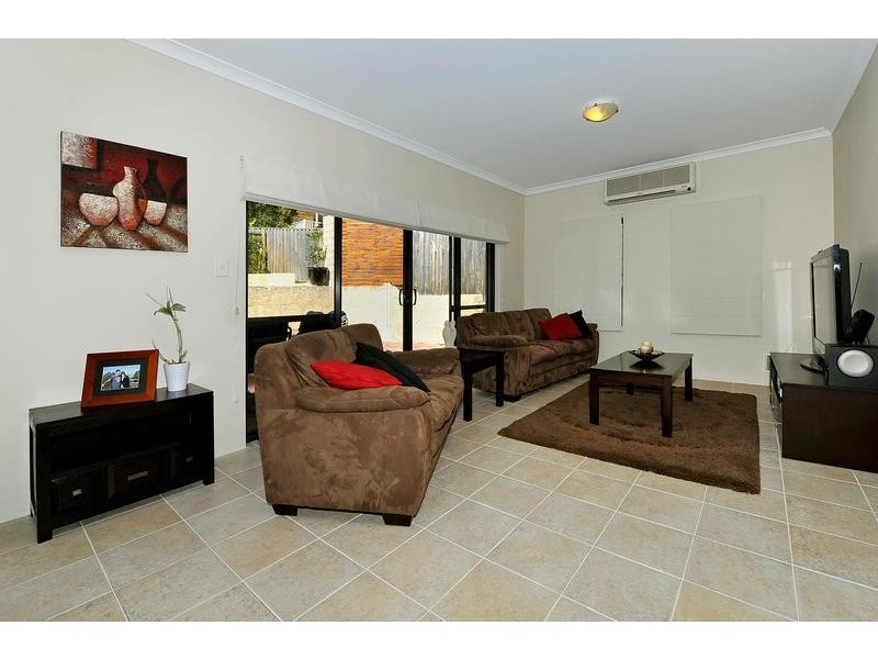 21 Langley Road, Bayswater WA 6053