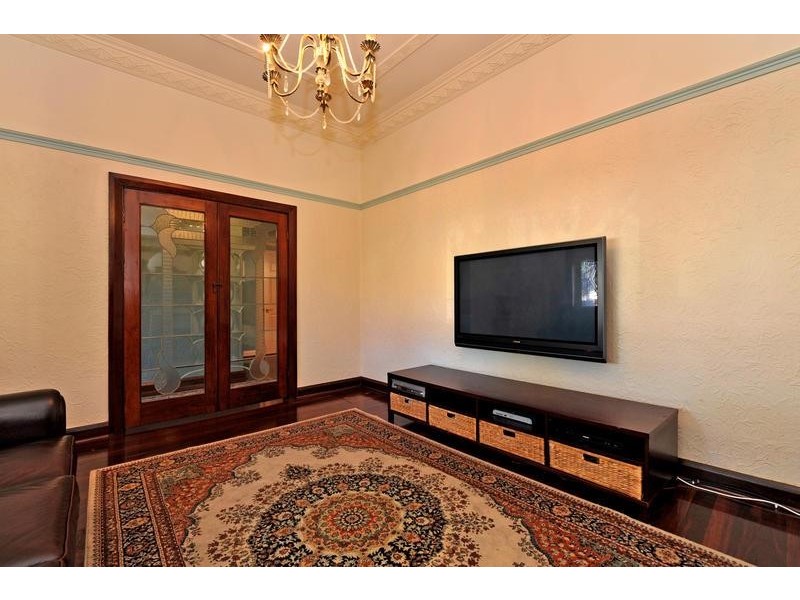 2 Adelia Street, Bayswater WA 6053