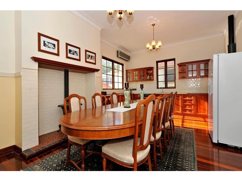 2 Adelia Street, Bayswater WA 6053