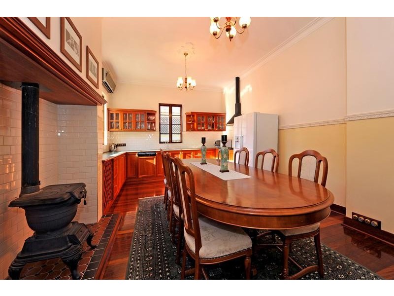 2 Adelia Street, Bayswater WA 6053