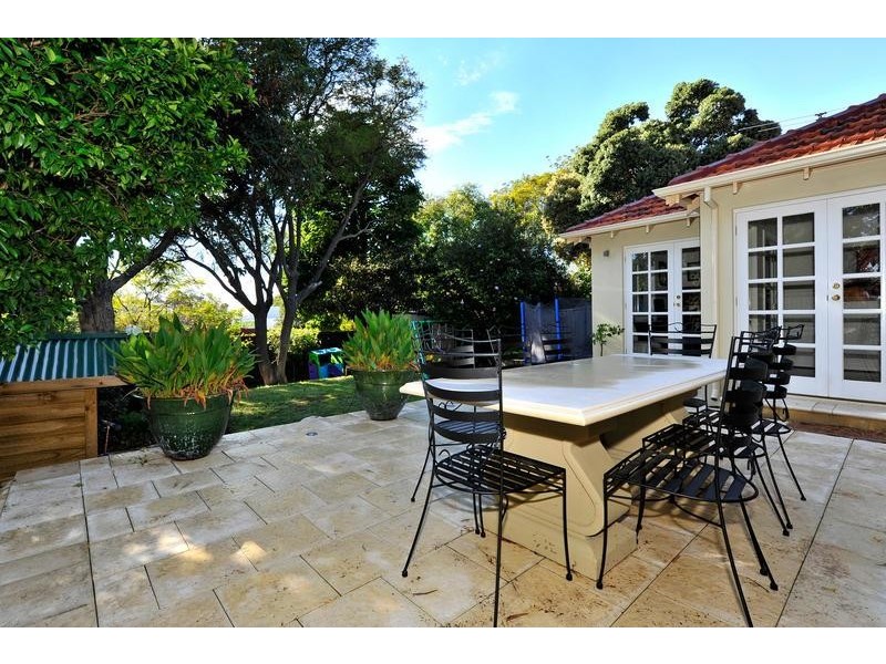 2 Adelia Street, Bayswater WA 6053