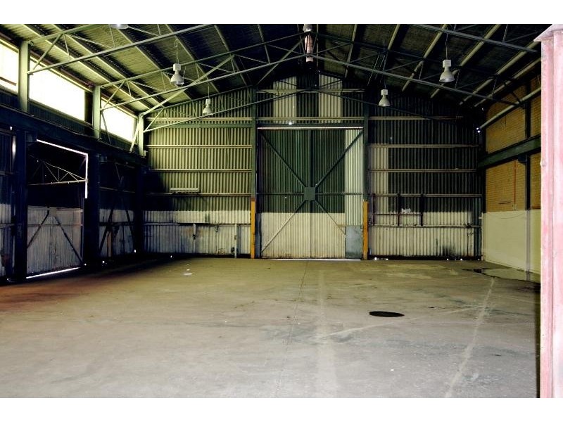 30 BASSENDEAN ROAD, Bayswater WA 6053