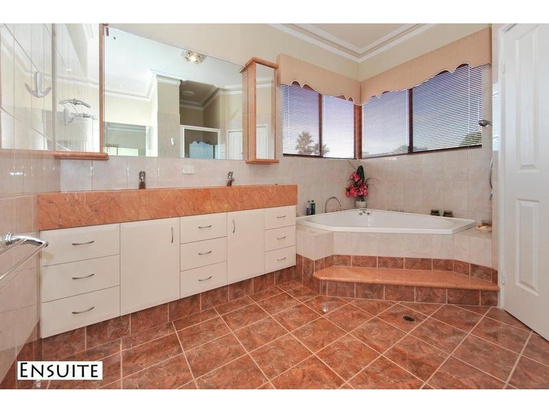 30/ A Aughton, Bayswater WA 6053