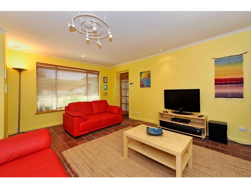 4 Troy Street, Bassendean WA 6054