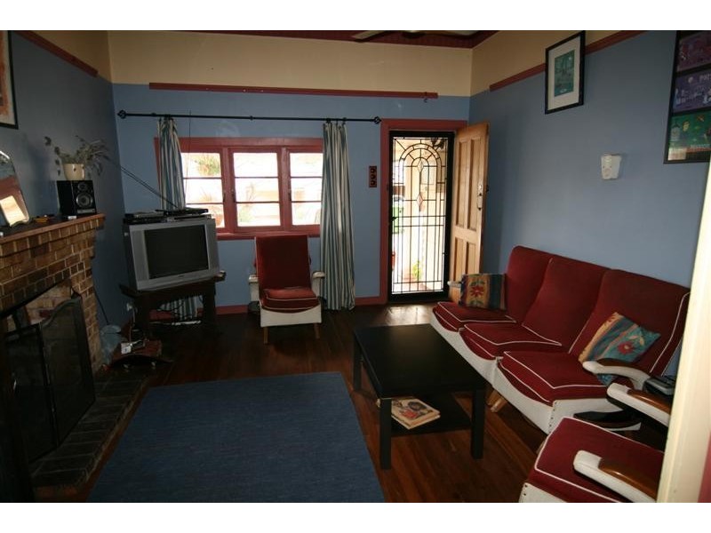 19 Wholley Street, Bayswater WA 6053