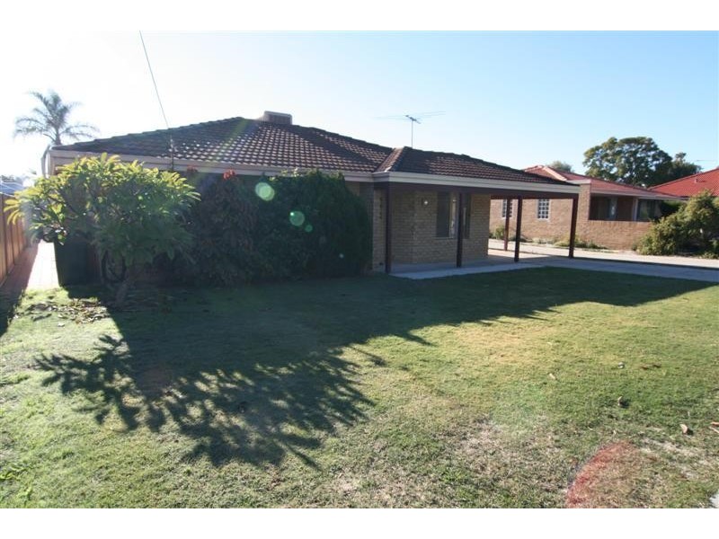 34 A Mars Street, Carlisle WA 6101