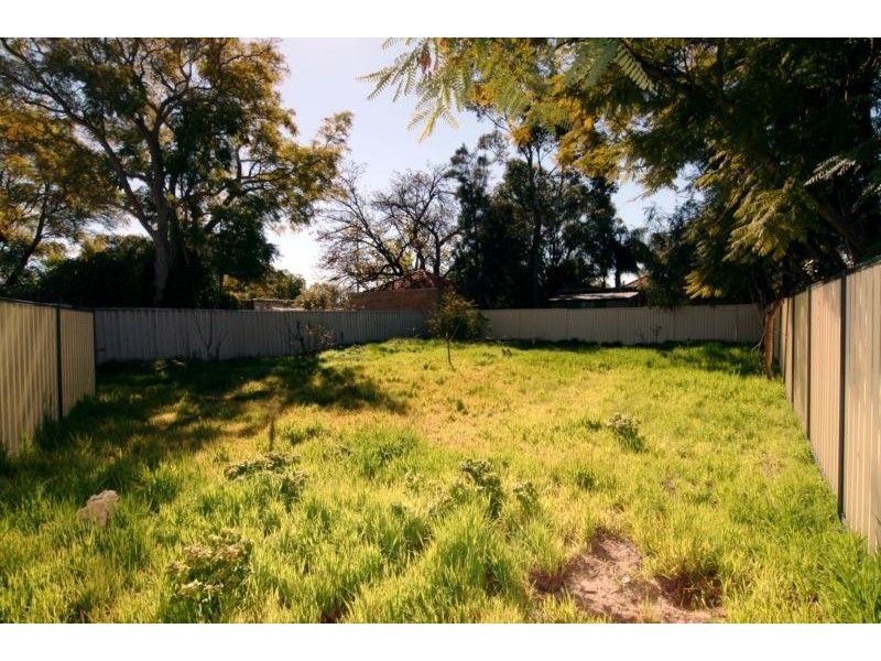 107 A Leake Street, Bayswater WA 6053