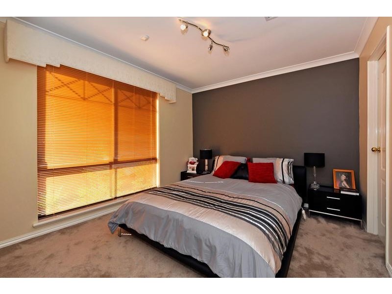 3/33 Langley Road, Bayswater WA 6053