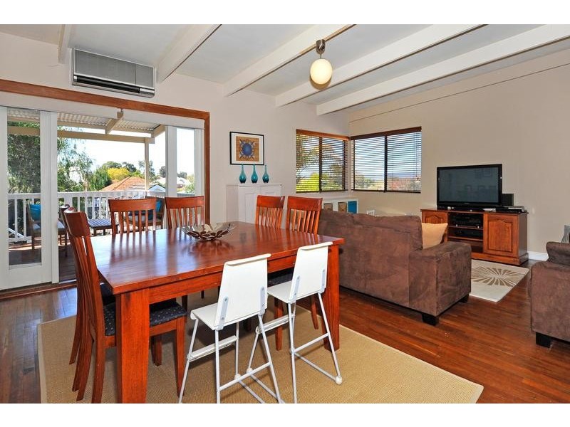 53 Roberts Street, Bayswater WA 6053