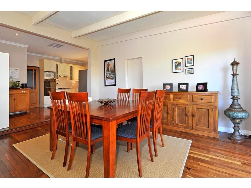 53 Roberts Street, Bayswater WA 6053