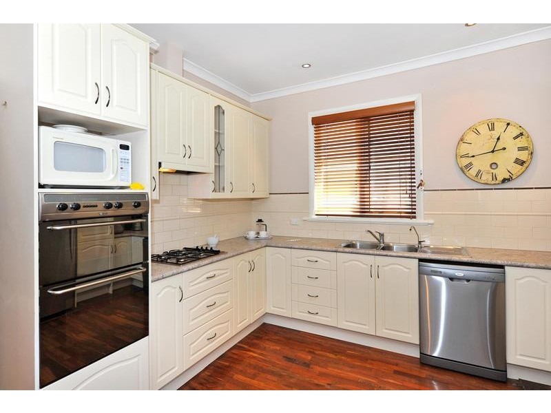 53 Roberts Street, Bayswater WA 6053