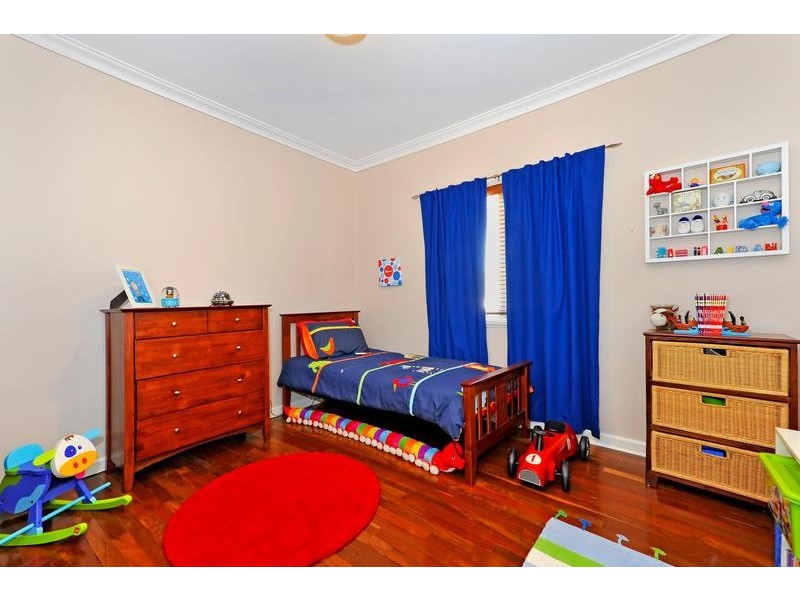 53 Roberts Street, Bayswater WA 6053