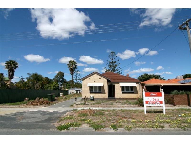 14 Raleigh Road, Bayswater WA 6053
