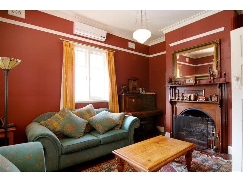 9 Arundel Street, Bayswater WA 6053