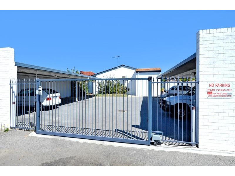 Unit 2/126 Stoneham, Tuart Hill WA 6060