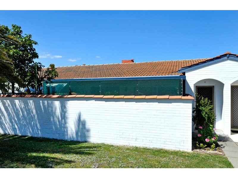Unit 2/126 Stoneham, Tuart Hill WA 6060