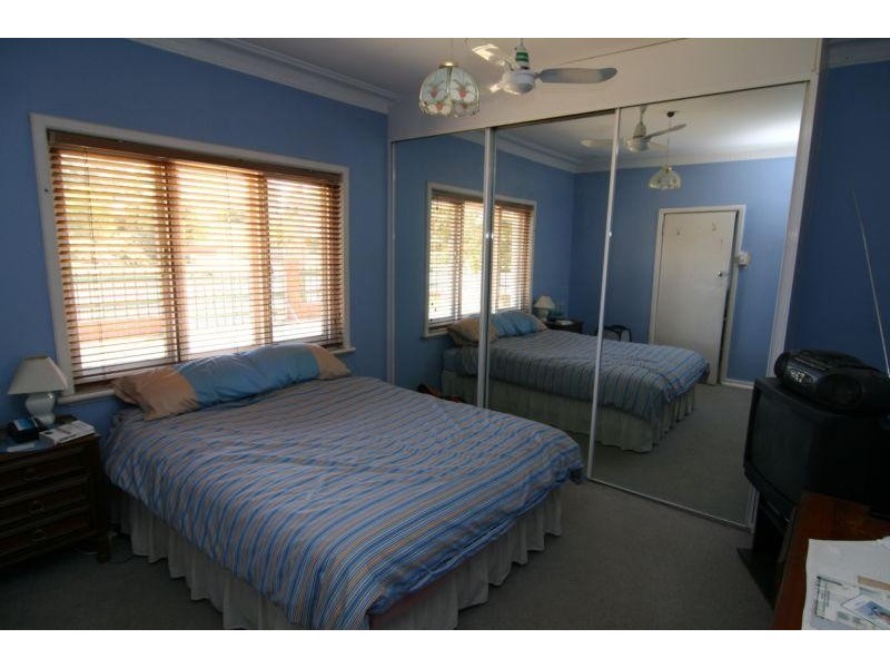 10 Hornsby Street, Melville WA 6156