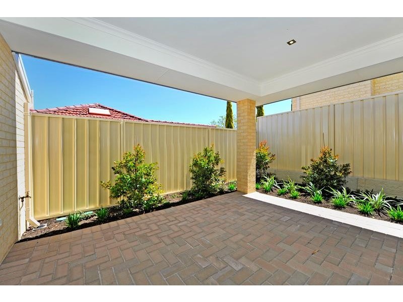 Unit 1/28 Lawrence Street, Bayswater WA 6053