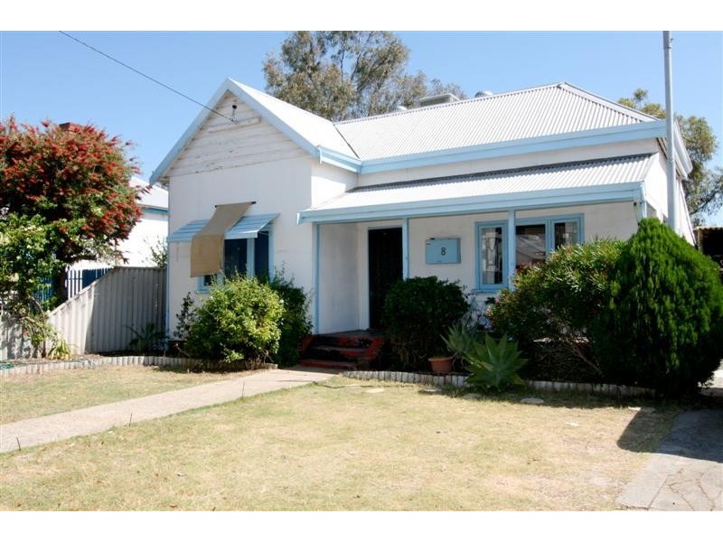 8 Leake Street, Bayswater WA 6053