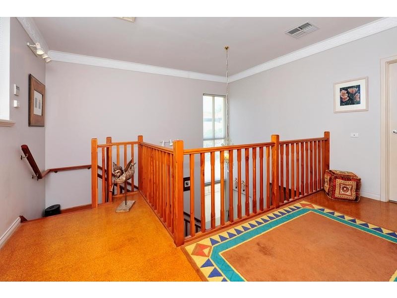 2 Rain Place, Bayswater WA 6053