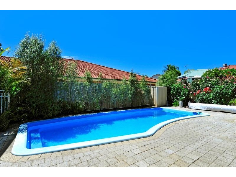 2 Rain Place, Bayswater WA 6053