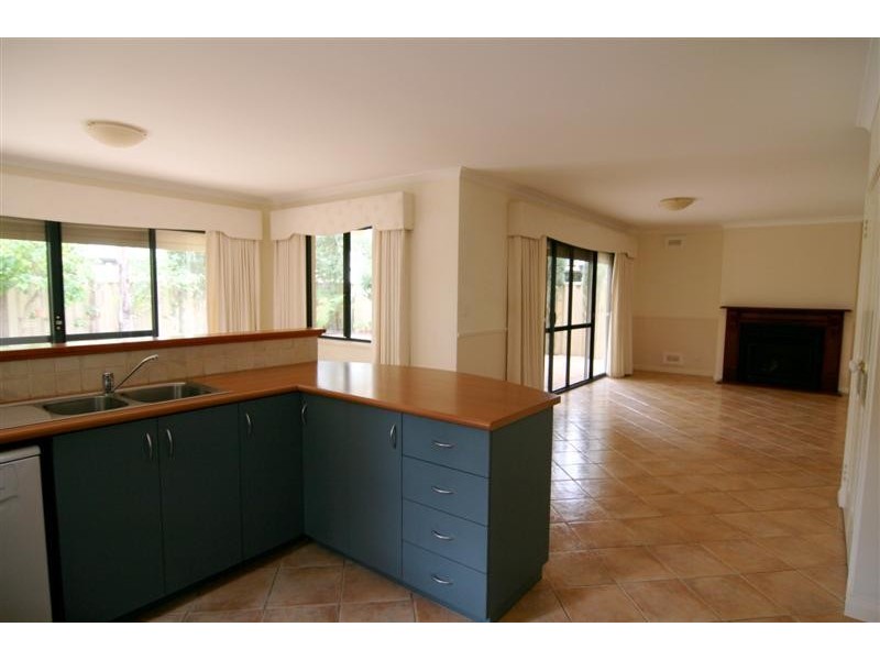 26 Dakota Avenue, Maylands WA 6051