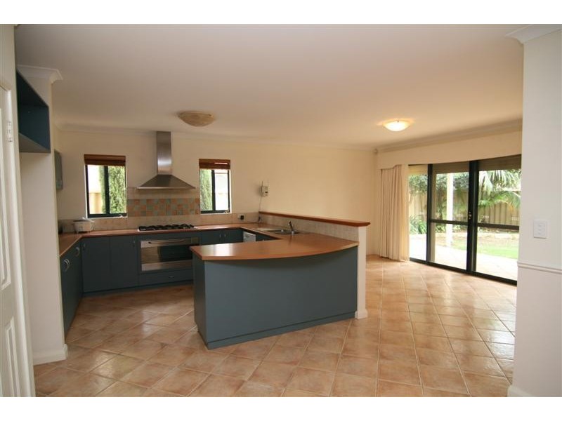 26 Dakota Avenue, Maylands WA 6051