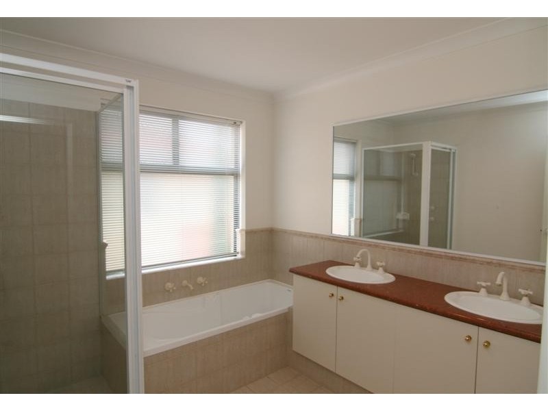 26 Dakota Avenue, Maylands WA 6051