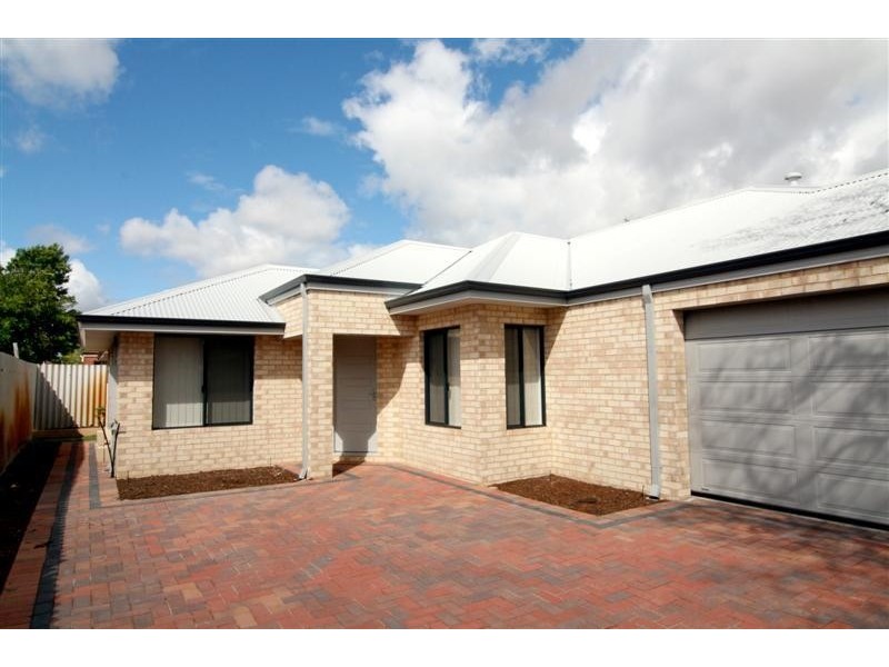 25A Grand Promenade, Bayswater WA 6053