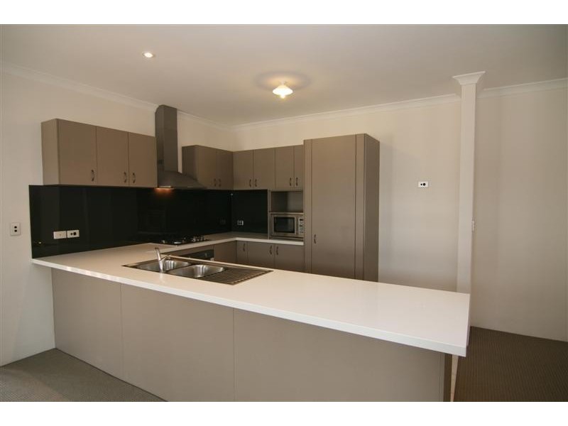25A Grand Promenade, Bayswater WA 6053