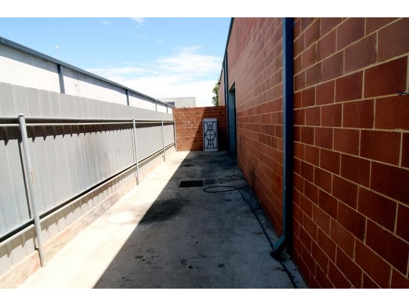 Unit 3/27 PAVERS CIRCLE, Malaga WA 6090