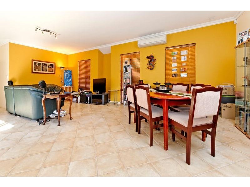 8 Digwood Close, Bayswater WA 6053