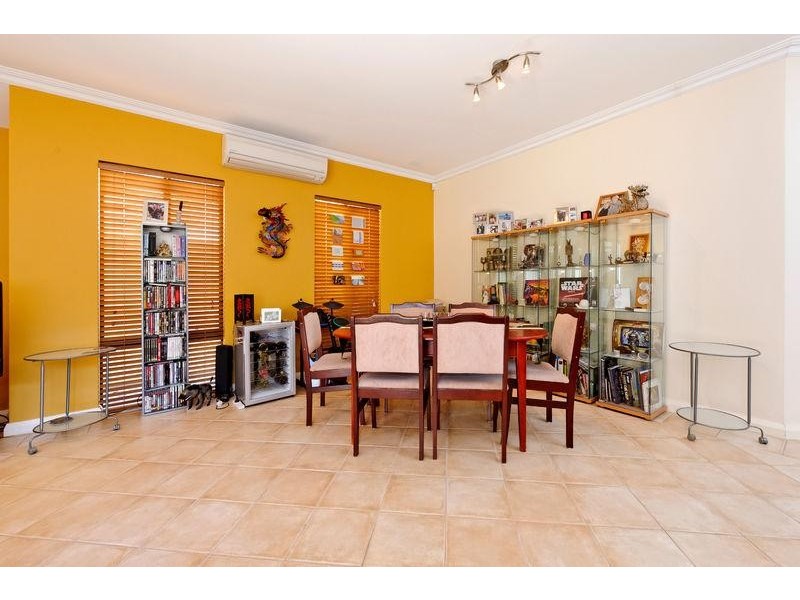 8 Digwood Close, Bayswater WA 6053