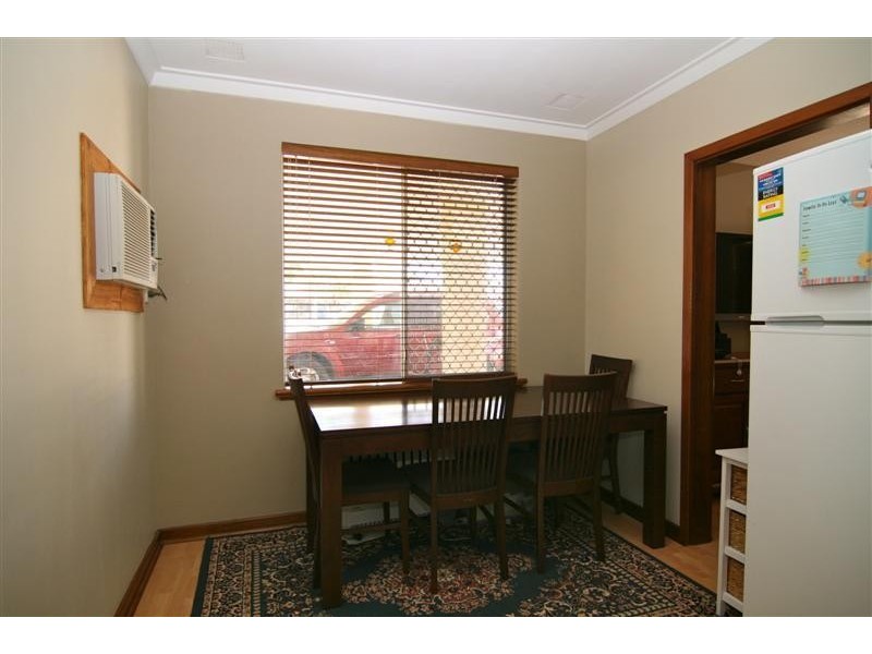 41 May Street, Bayswater WA 6053