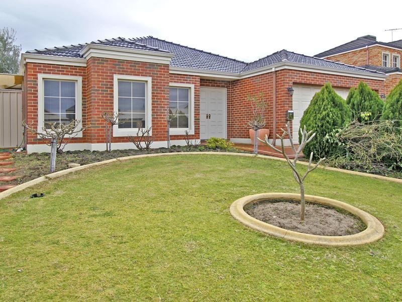83 Wright Crescent, Bayswater WA 6053