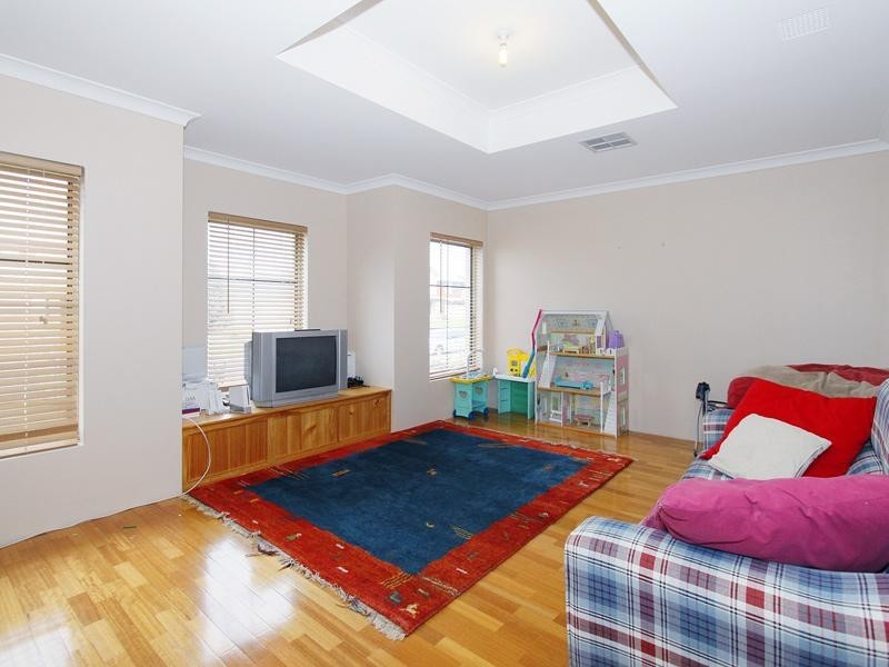 83 Wright Crescent, Bayswater WA 6053