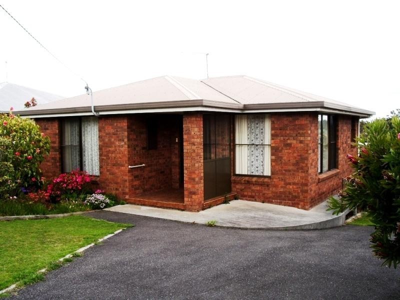 6 WARD STREET, Smithton TAS 7330