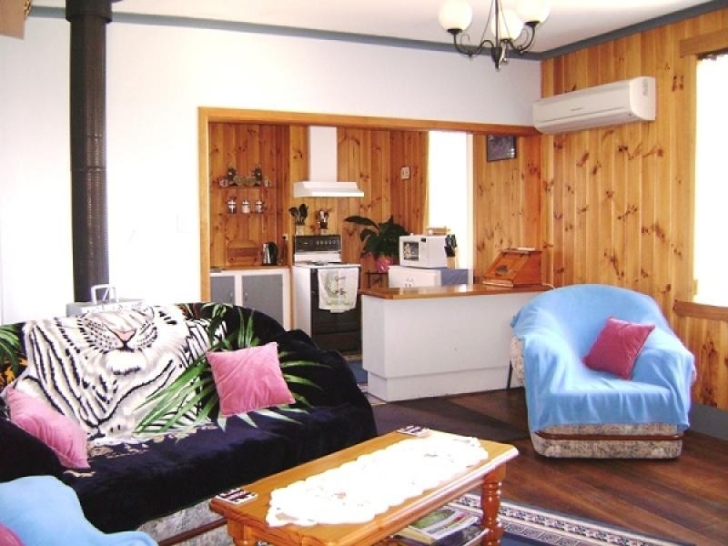 44 UPPER HAVELOCK STREET, Smithton TAS 7330