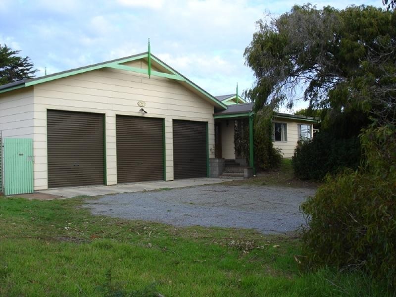 62 Main Street, Currie, King Island TAS 7256