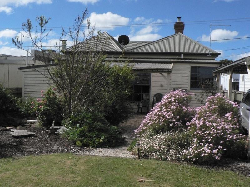 15 Smith St, Smithton TAS 7330