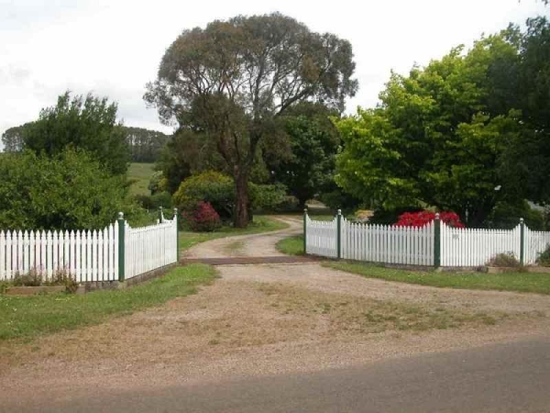 Edith Creek TAS 7330