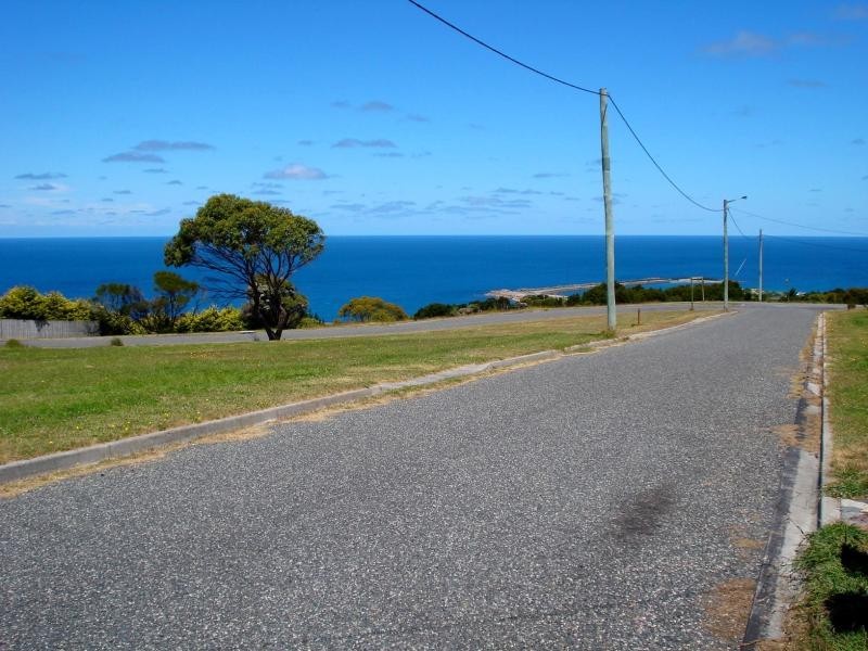 14 Sassafras, Grassy, King Island TAS 7256
